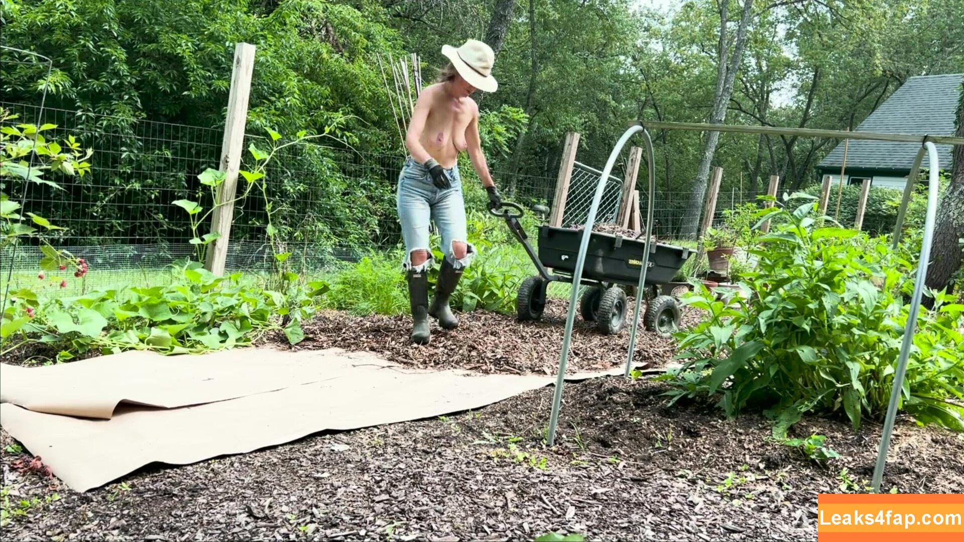 The Naked Gardener / the_naked_gardener / thenakedgardener_official leaked photo photo #0003