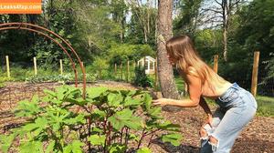 The Naked Gardener photo #0021