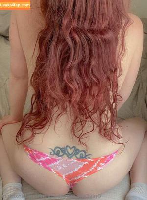 The Naughty Wife Next Door photo #0012