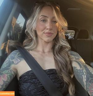 The.renaissance.woman_ photo #0022