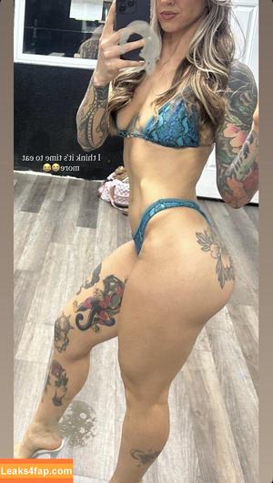 The.renaissance.woman_ photo #0039