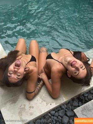 The Sereno Twins photo #0014