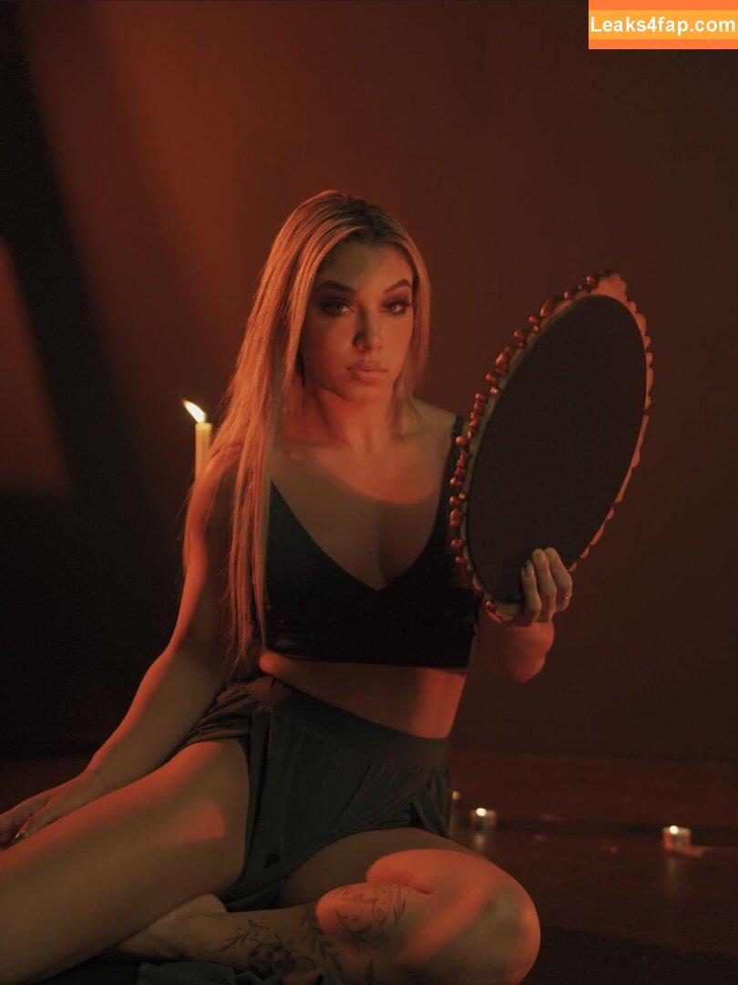 Thea Hail / theahail_wwe leaked photo photo #0324