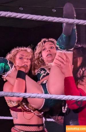 Thea Hail фото #0340