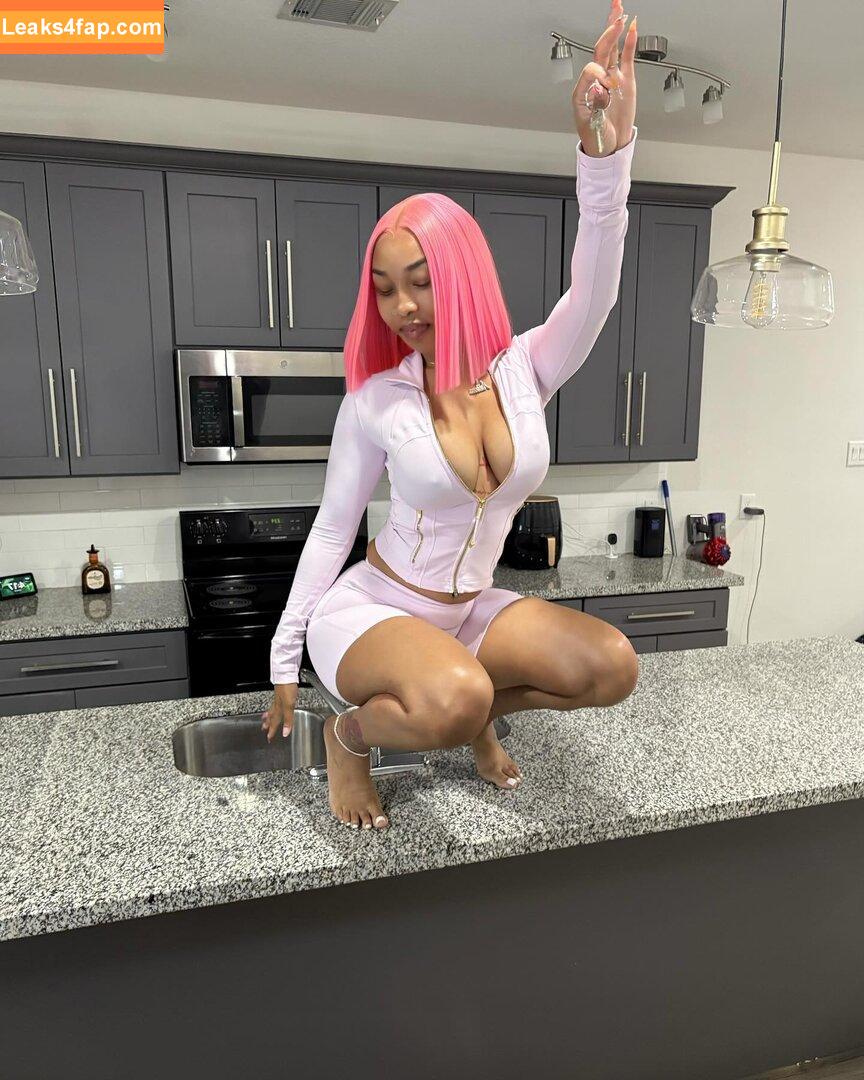 theairejay /  leaked photo photo #0001