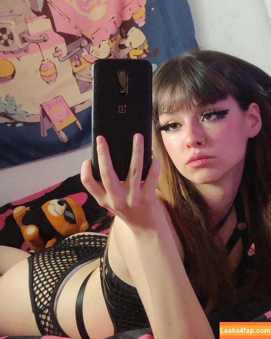 theakaleina / ihatelaiika leaked photo photo #0100