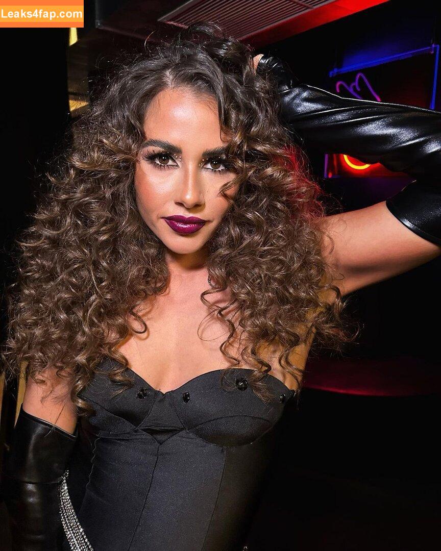 theatomicblondeco / sarellax3 leaked photo photo #0001