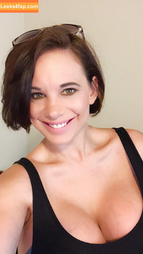 thebrittanyxoxo / brittanyelizabethxoxo leaked photo photo #0047