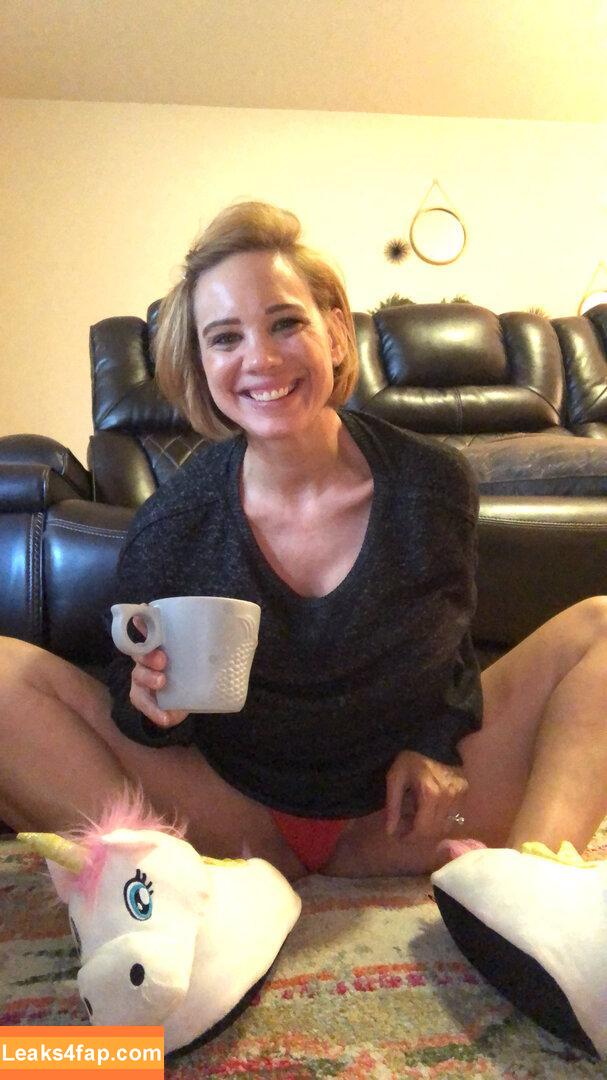 thebrittanyxoxo / brittanyelizabethxoxo leaked photo photo #0269