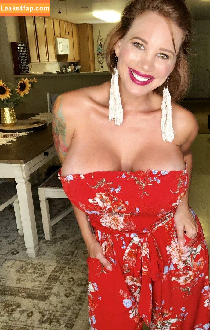 thebrittanyxoxo / brittanyelizabethxoxo leaked photo photo #0273