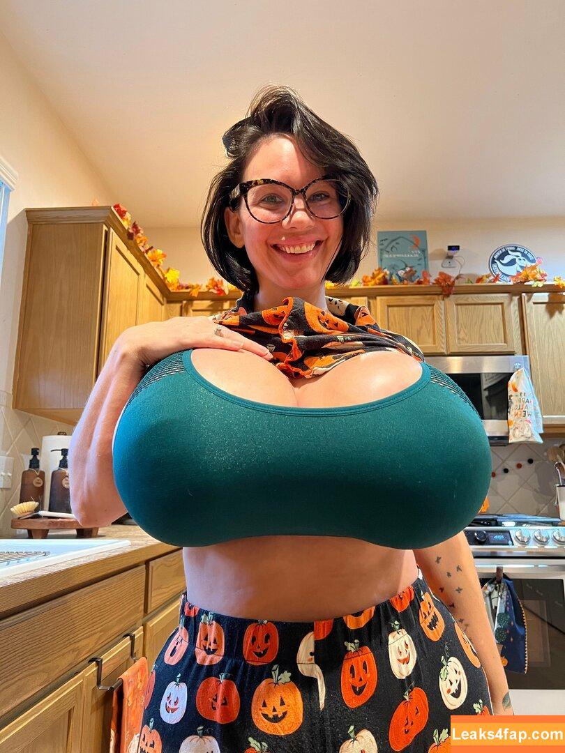 thebrittanyxoxo / brittanyelizabethxoxo leaked photo photo #0598