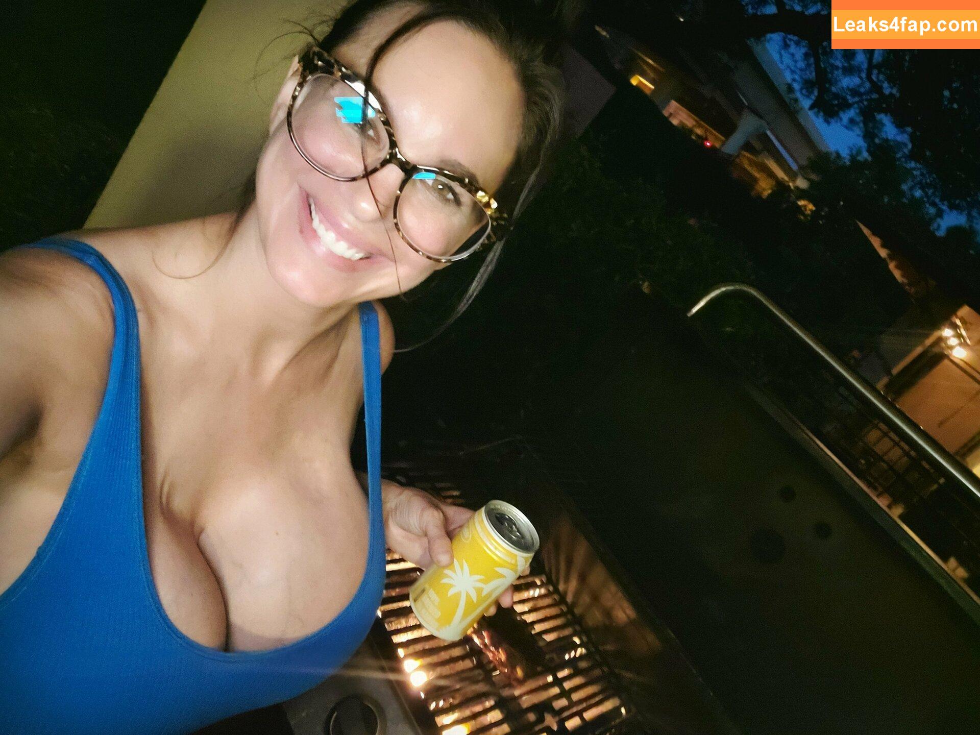 thebrittanyxoxo / brittanyelizabethxoxo leaked photo photo #0657