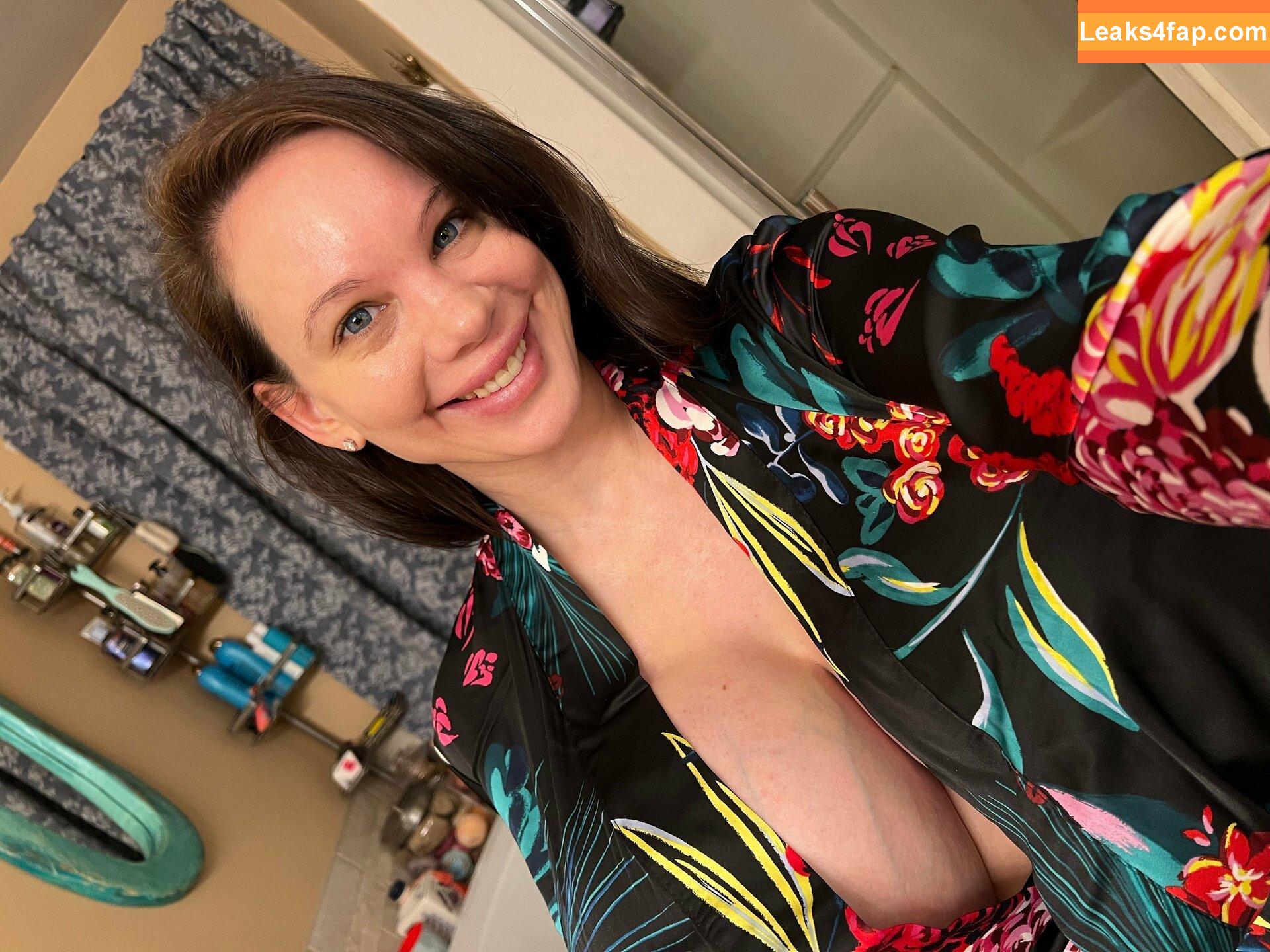 thebrittanyxoxo / brittanyelizabethxoxo leaked photo photo #0728