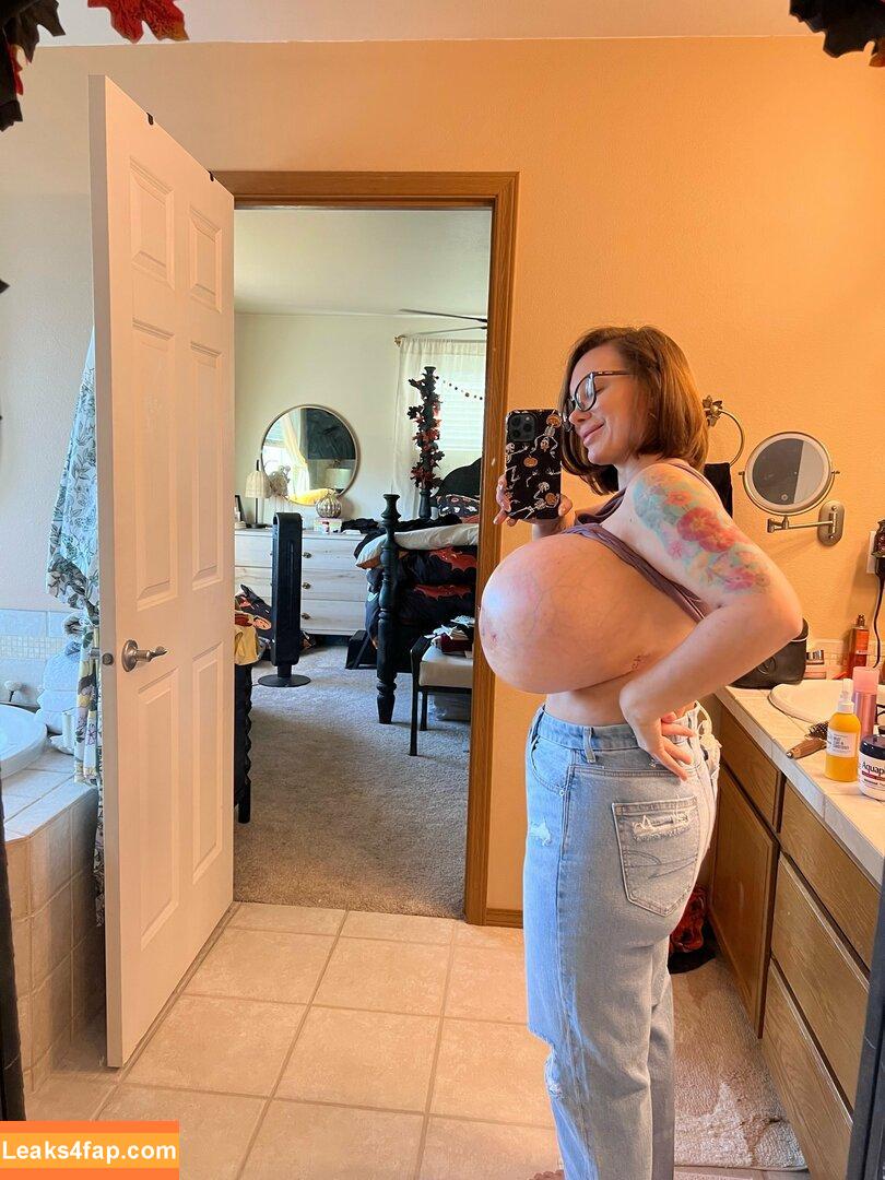 thebrittanyxoxo / brittanyelizabethxoxo leaked photo photo #0842