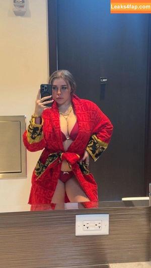 thebuffblond photo #0042