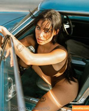 Thecaligirl photo #0822