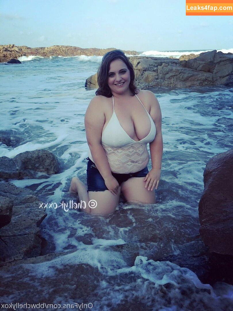 thechellykox / thebbwbarbie leaked photo photo #0047