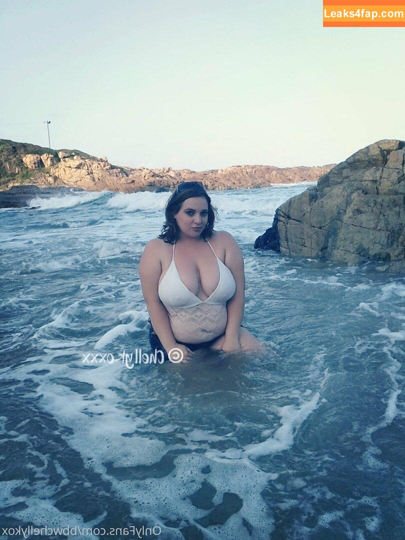 thechellykox / thebbwbarbie leaked photo photo #0050