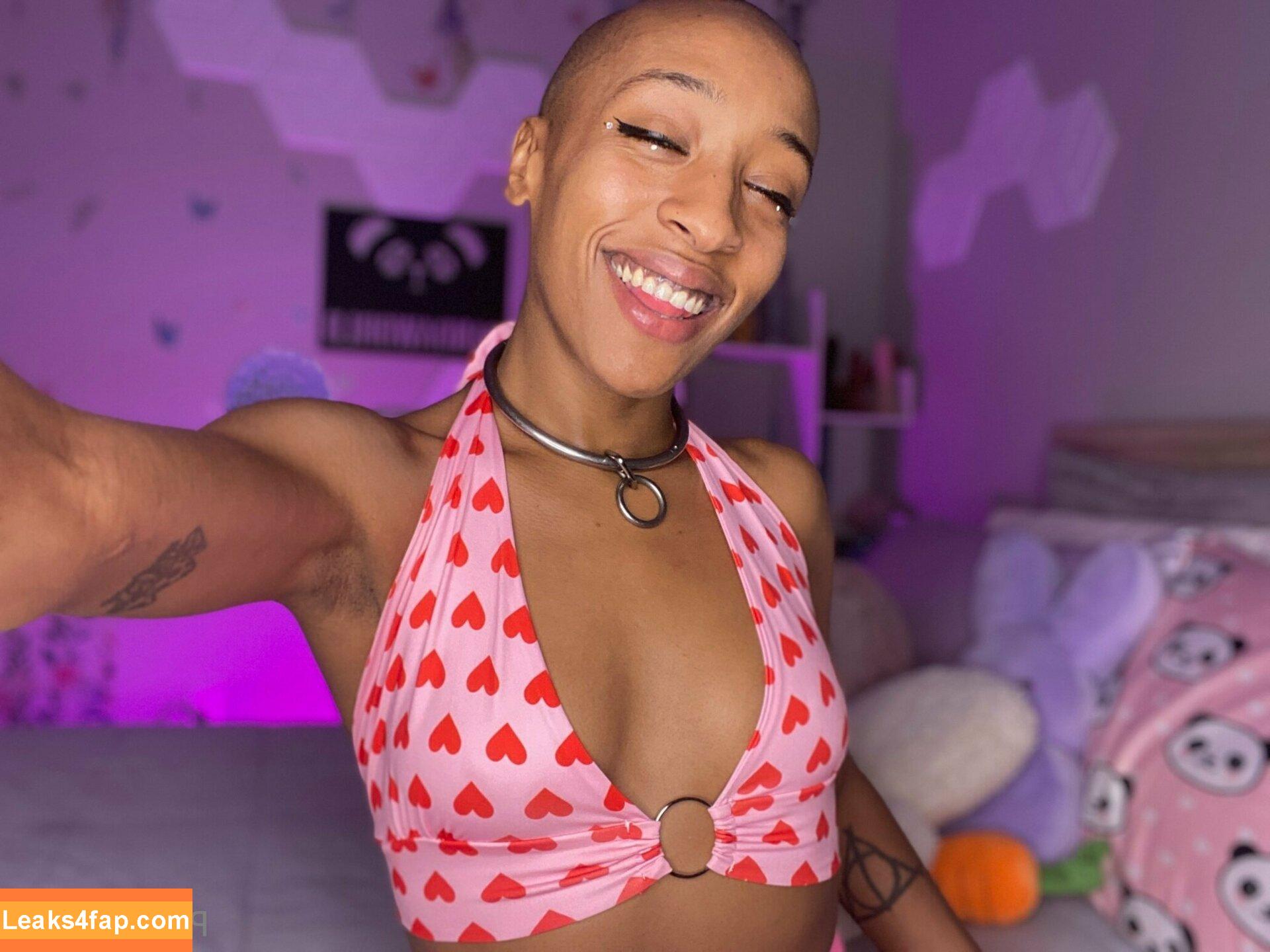 thecleopanda /  leaked photo photo #0056