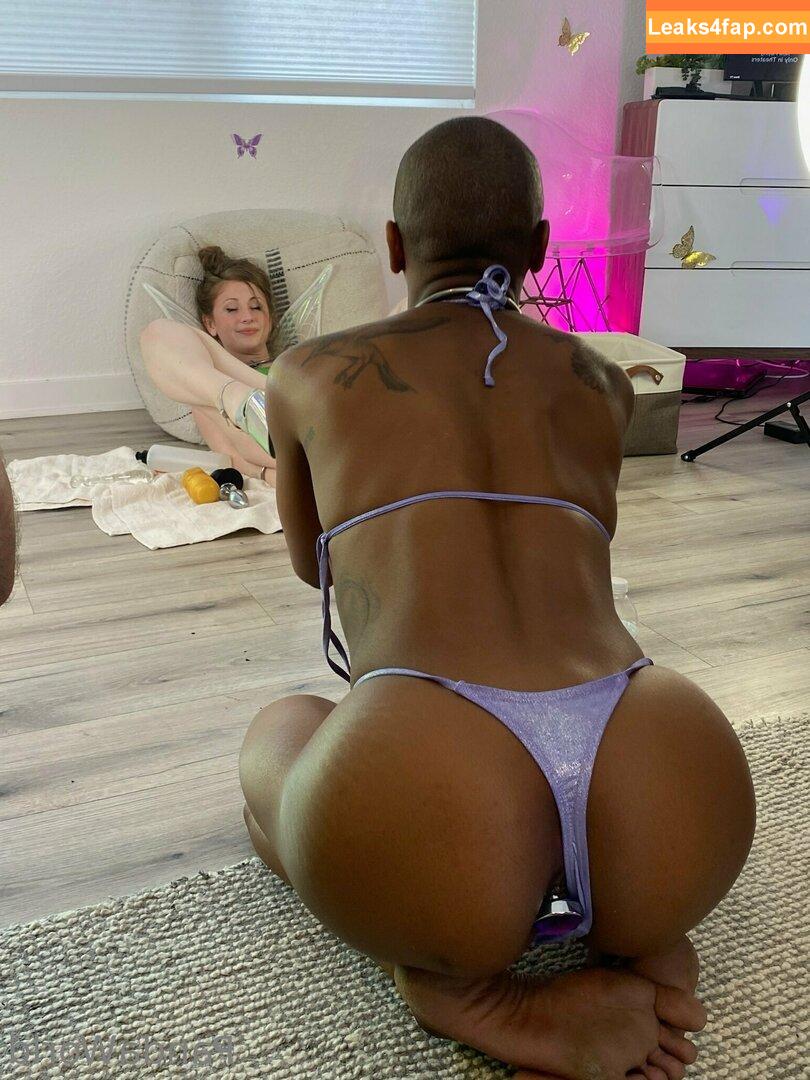 thecleopanda /  leaked photo photo #0085