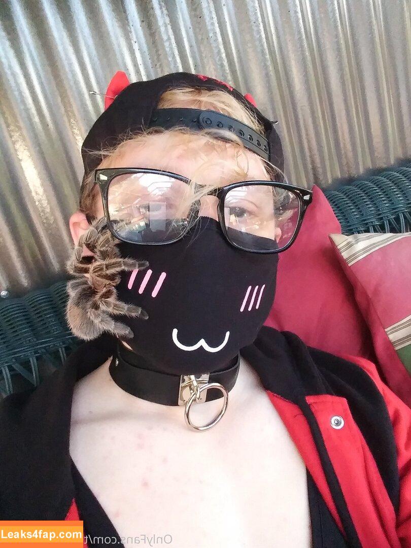 theclericyarrow /  leaked photo photo #0003