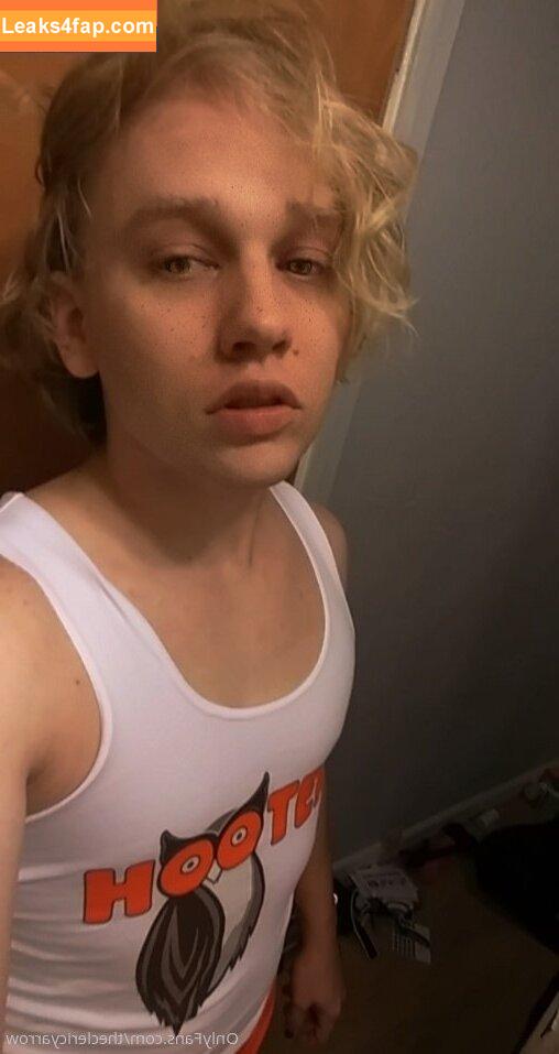 theclericyarrow /  leaked photo photo #0004