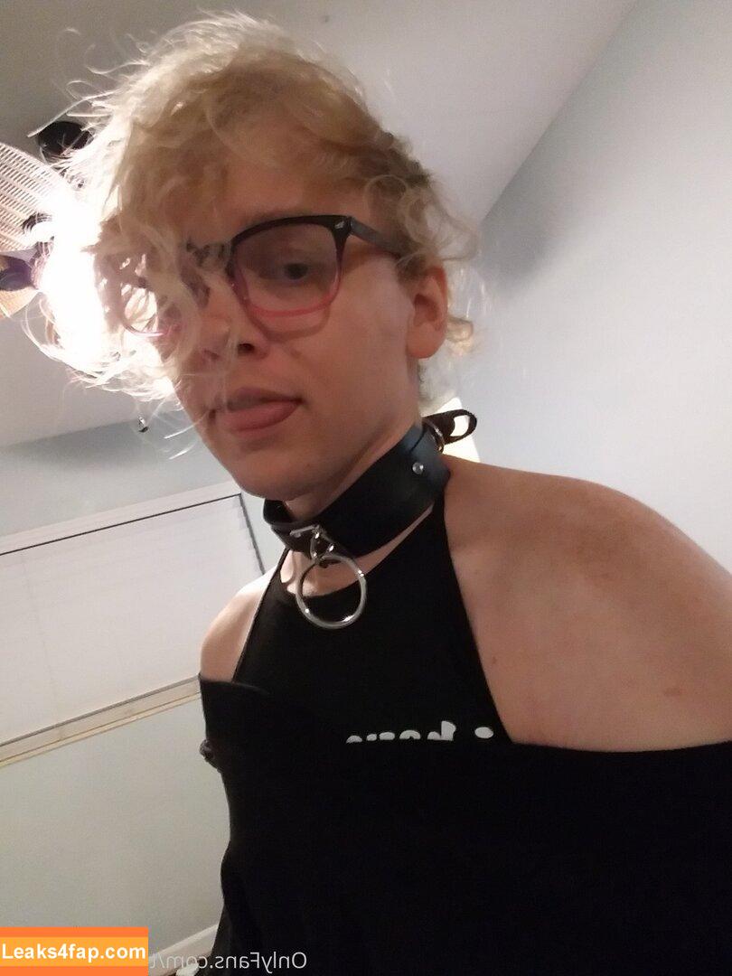 theclericyarrow /  leaked photo photo #0005