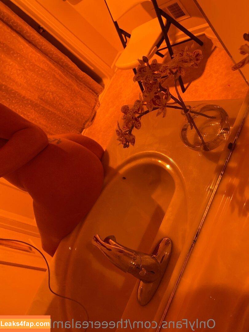 theeerealambrosiaaa /  leaked photo photo #0007