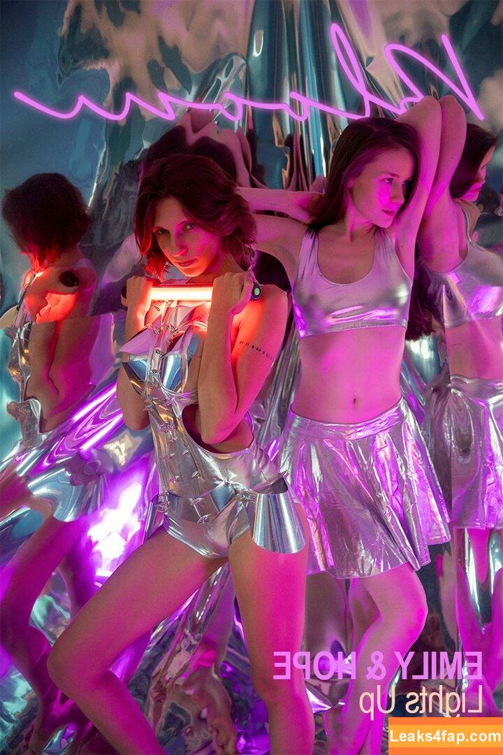 theemilybloom / heidi.rom / heidi_rom leaked photo photo #0055