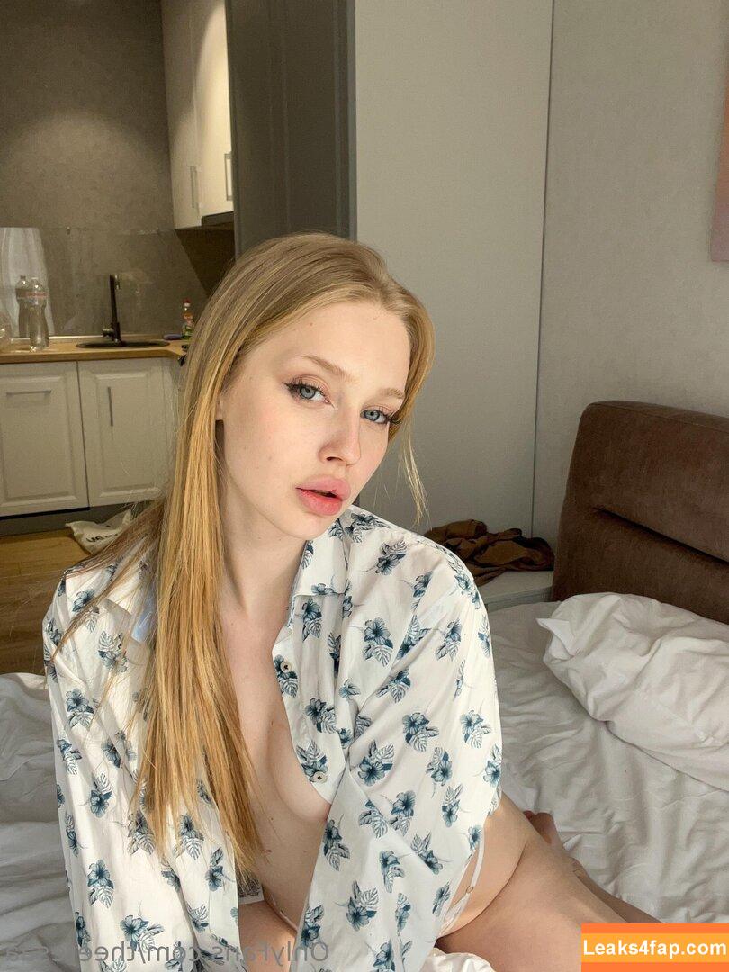 theeresaa / theeresaa_ leaked photo photo #0073
