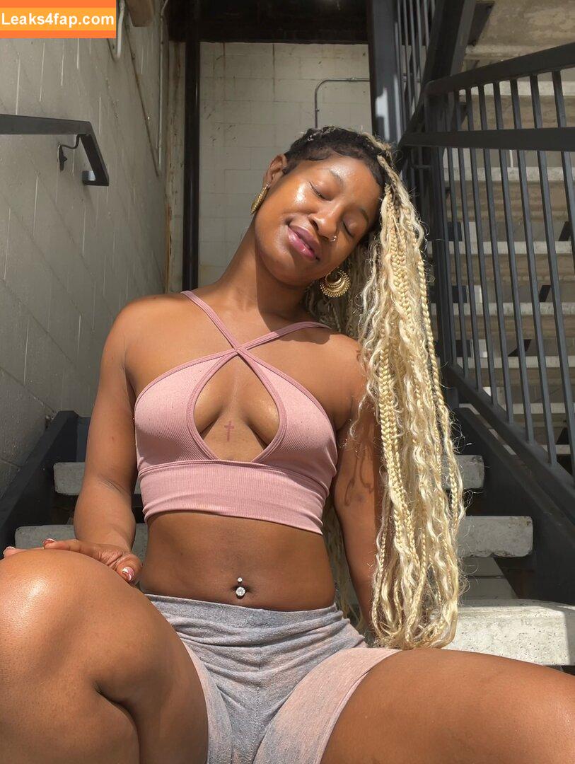 Thefricanbeauty / africann.beauty / esosatheafricanbeauty leaked photo photo #0065