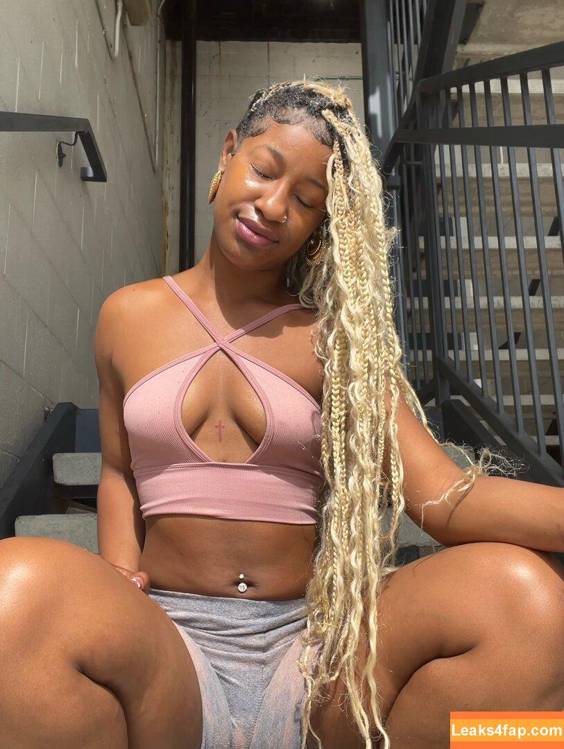 Thefricanbeauty / africann.beauty / esosatheafricanbeauty leaked photo photo #0066