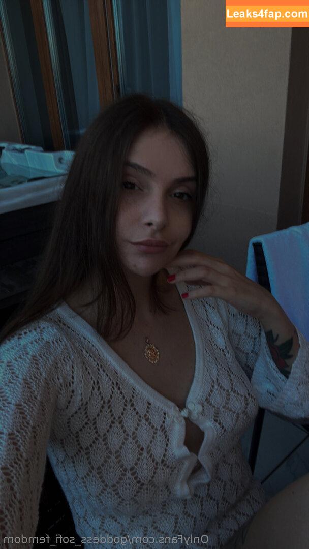 TheGoddess_Sofi / goddess_sofi_femdom / https: leaked photo photo #0002
