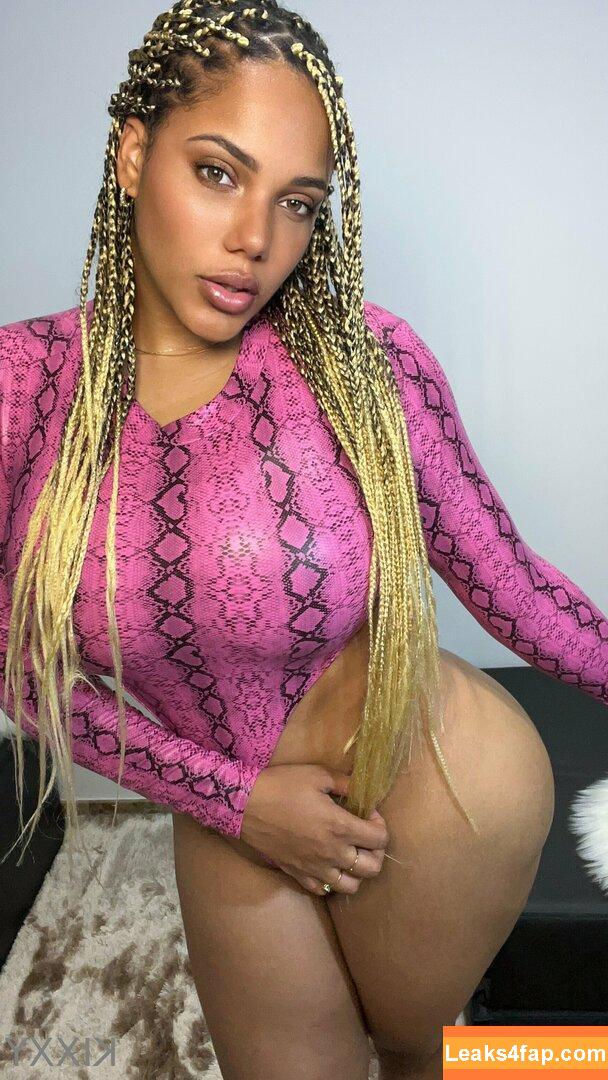thekixxy / misskixxy leaked photo photo #0295