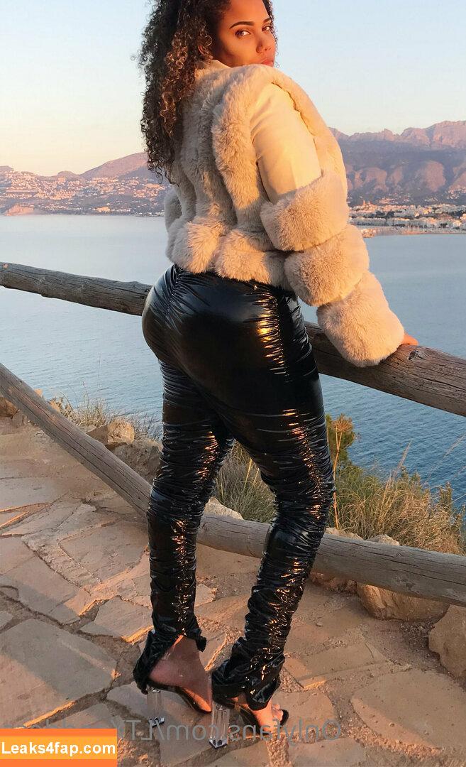 thekixxy / misskixxy leaked photo photo #0308