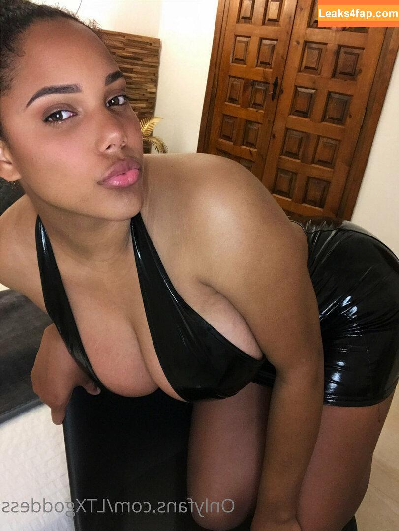 thekixxy / misskixxy leaked photo photo #0360