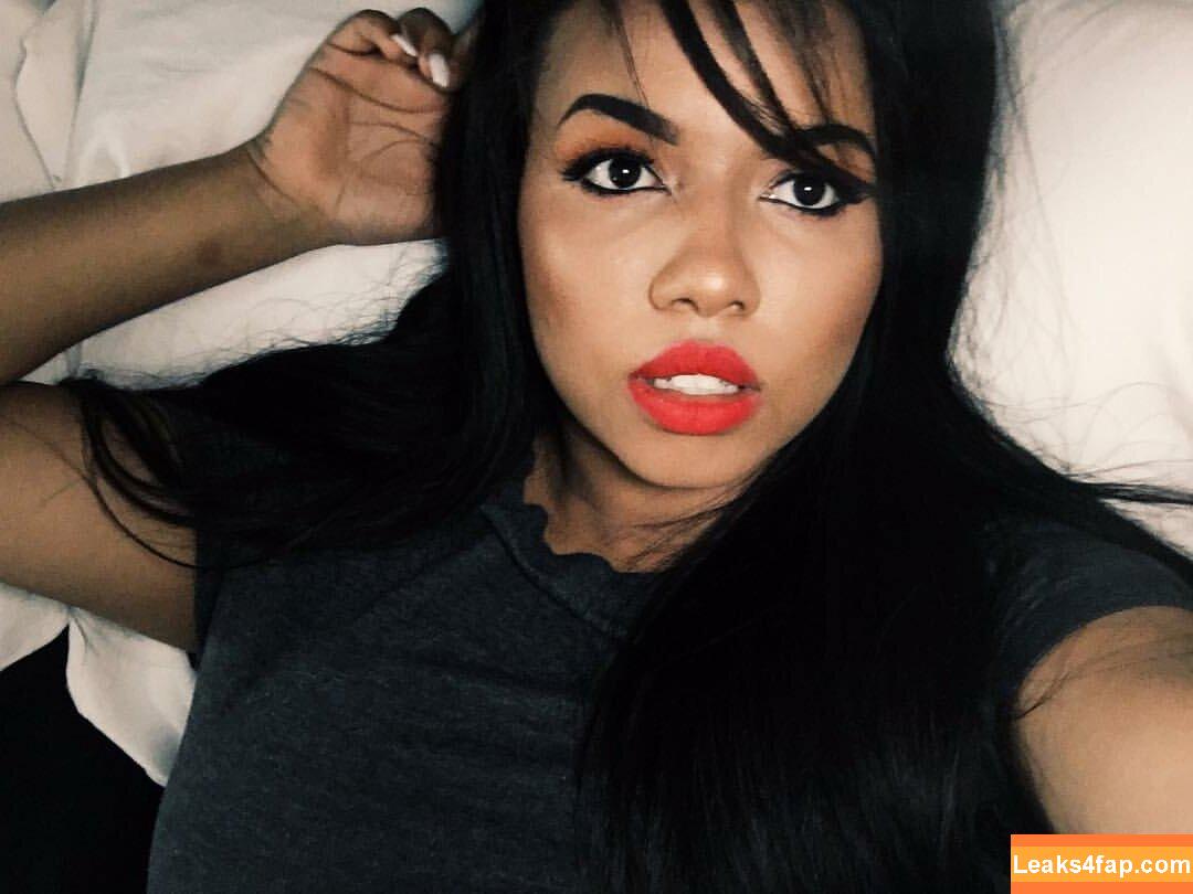 thelailalove /  leaked photo photo #0006
