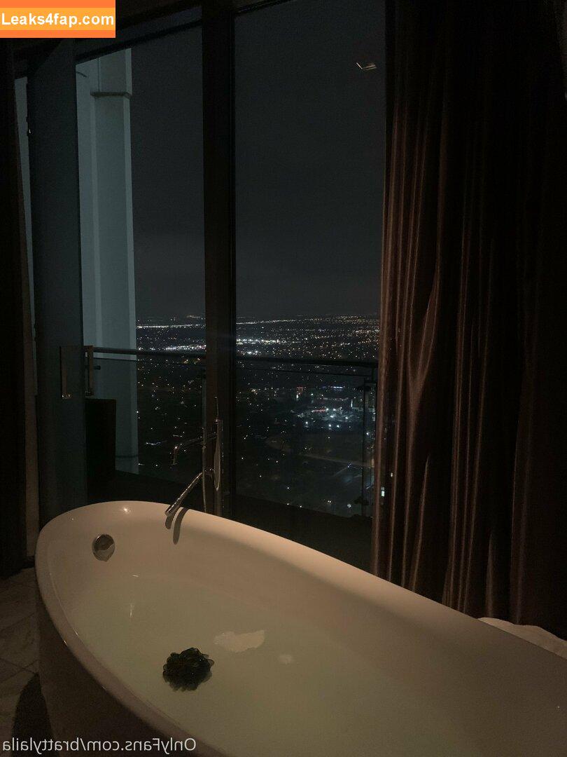 thelailalove /  leaked photo photo #0063