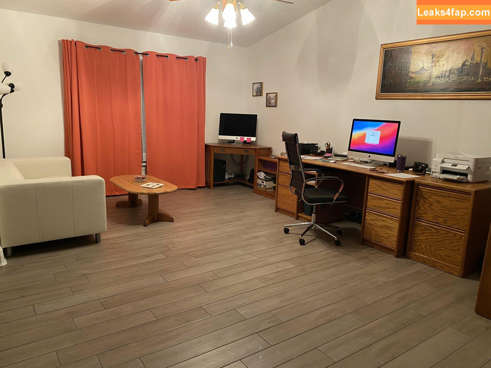 theleilanilei / theleilani leaked photo photo #0022