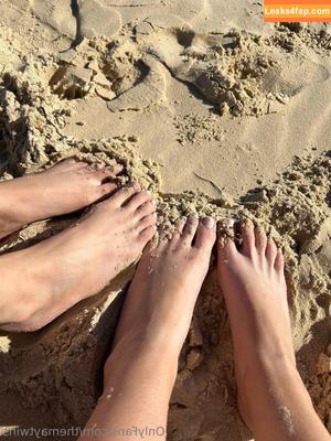 themaytwins фото #0012