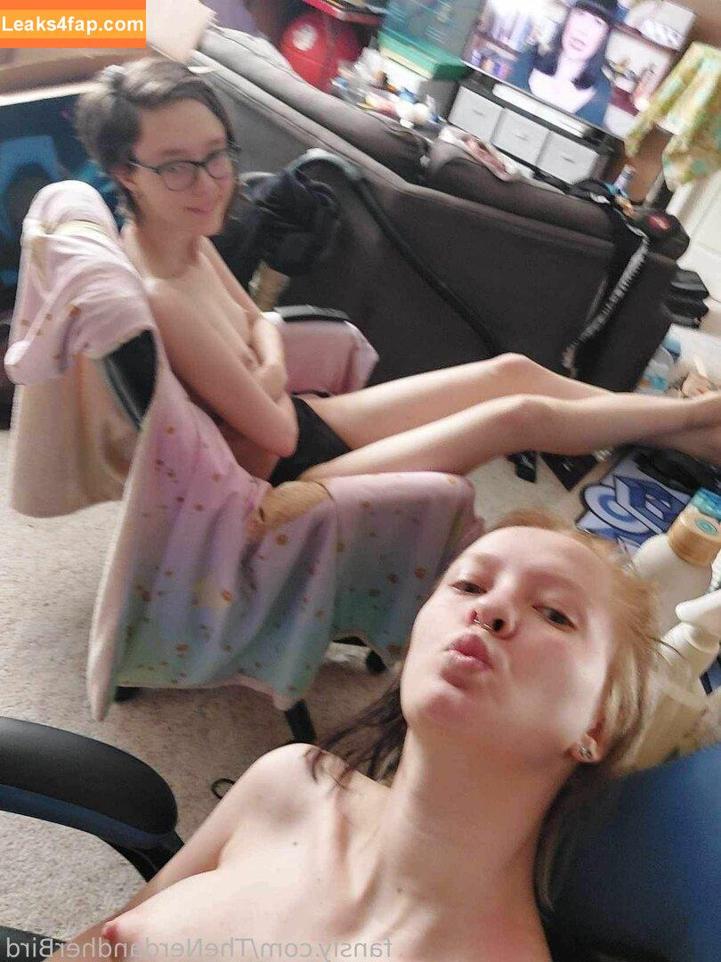 TheNerdandherBird / the_berd_nird leaked photo photo #0100