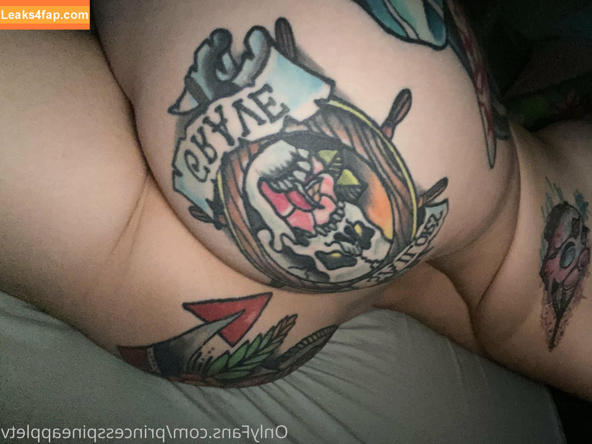 theonlinegirlfriend / wildaboutpineapple leaked photo photo #0014