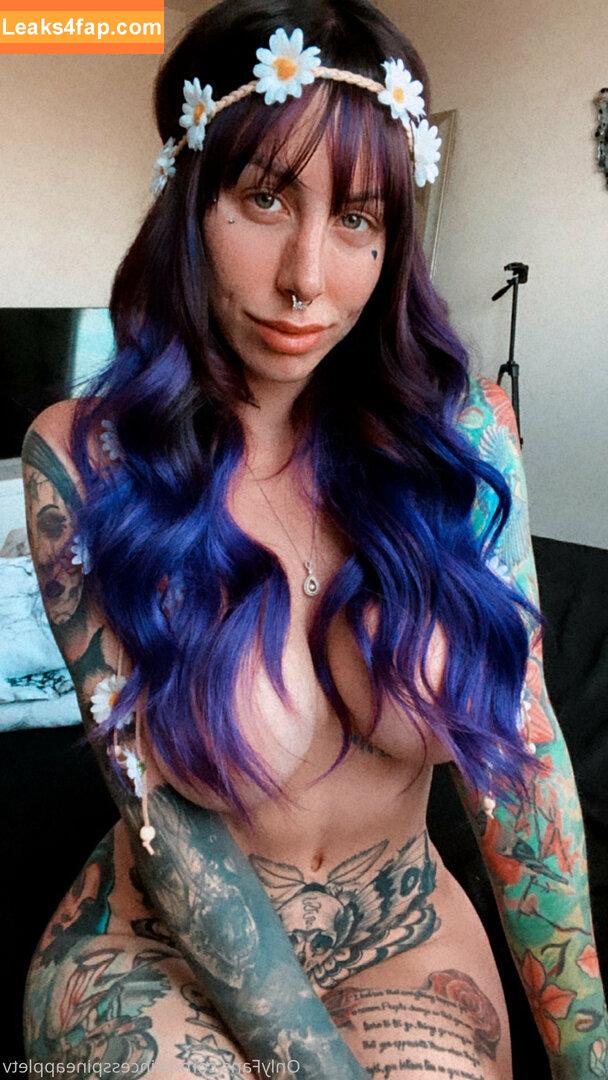 theonlinegirlfriend / wildaboutpineapple leaked photo photo #0062