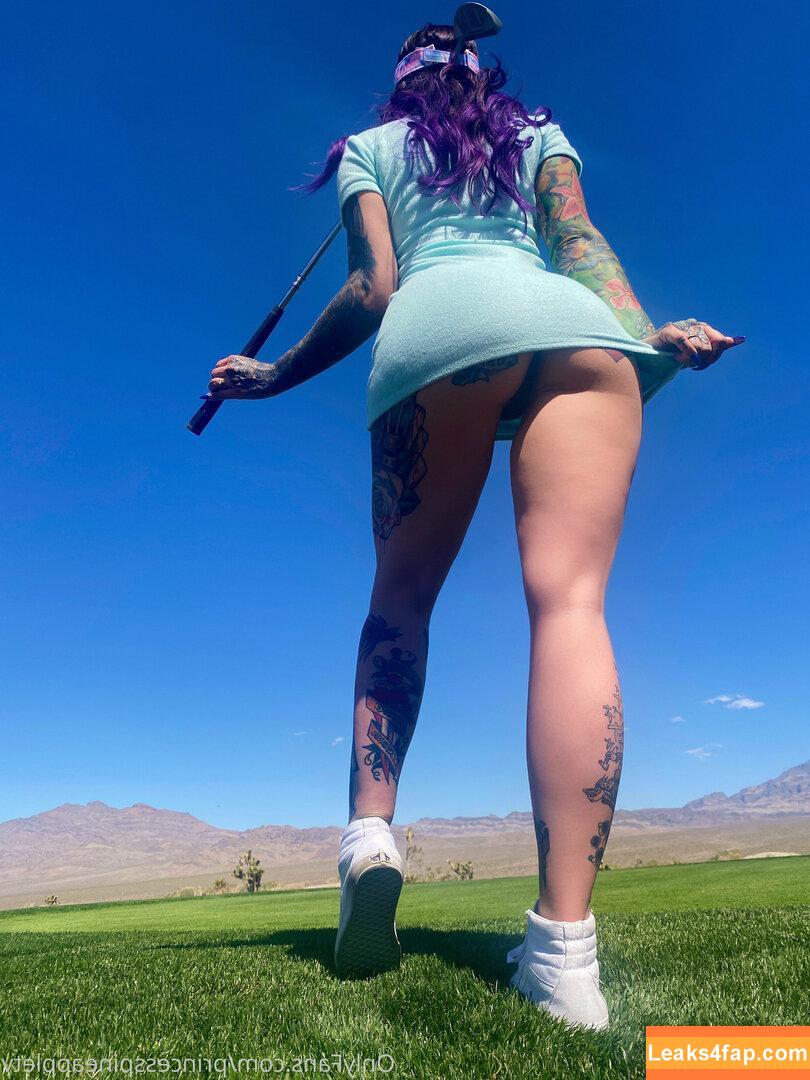 theonlinegirlfriend / wildaboutpineapple leaked photo photo #0085