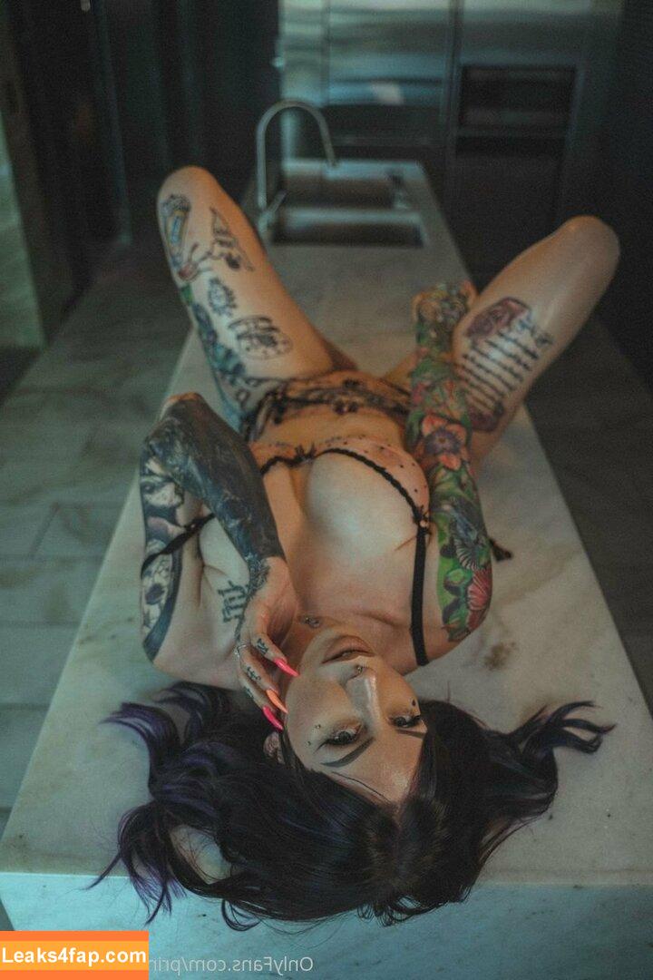 theonlinegirlfriend / wildaboutpineapple leaked photo photo #0089