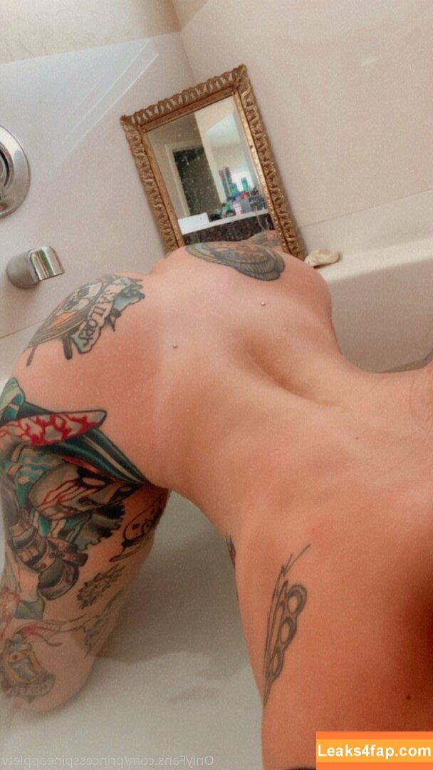 theonlinegirlfriend / wildaboutpineapple leaked photo photo #0117