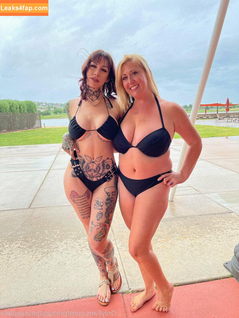 theonlinegirlfriend / wildaboutpineapple leaked photo photo #0135