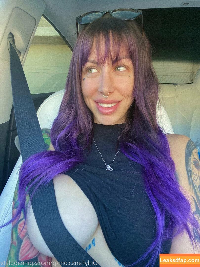 theonlinegirlfriend / wildaboutpineapple leaked photo photo #0165