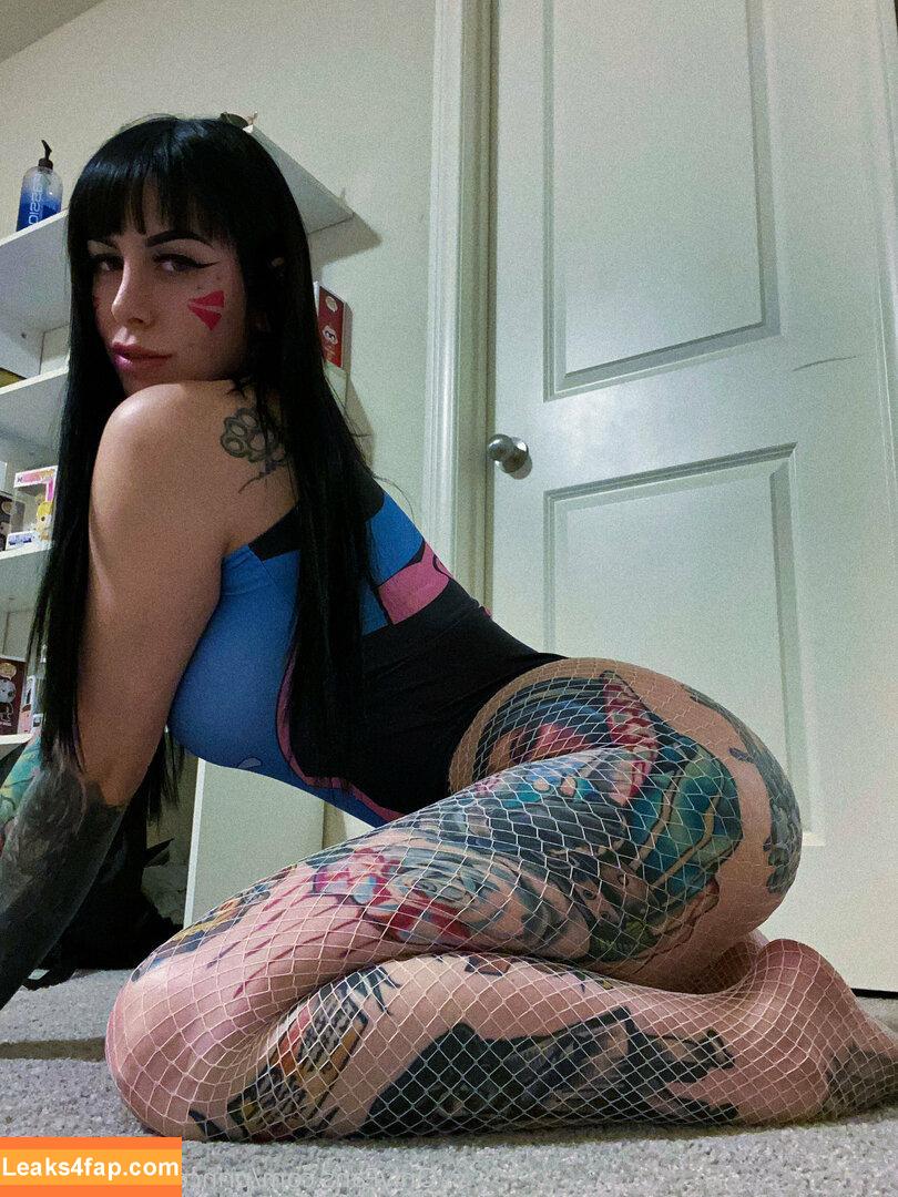 theonlinegirlfriend / wildaboutpineapple leaked photo photo #0282