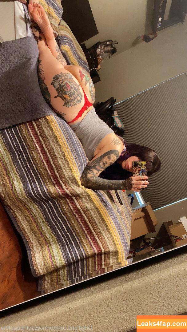 theonlinegirlfriend / wildaboutpineapple leaked photo photo #0370